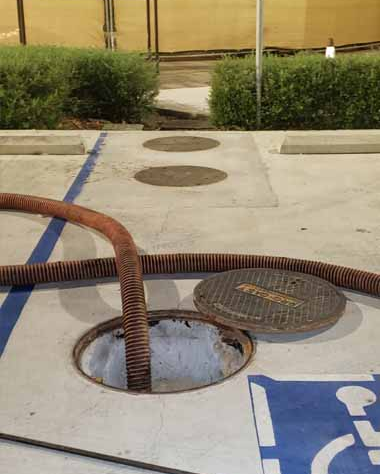 "Affordable Grease Trap Pumping Solutions in Los Angeles"