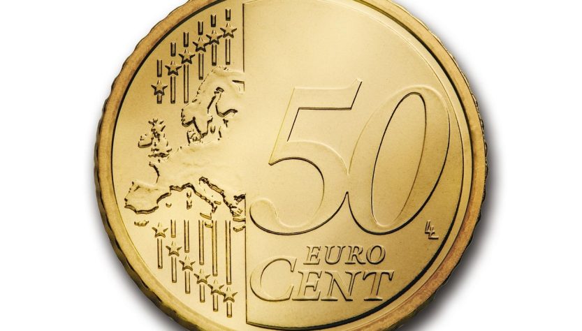 Cent, 50, euro — IP TV Services Bringing Together Live Channels and On-Demand Streaming